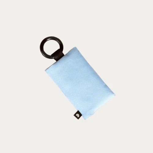 etui na kupoworki przypinane do smyczy błękitne.png